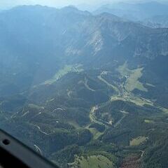Flugwegposition um 13:44:04: Aufgenommen in der Nähe von Gemeinde Turnau, Österreich in 2392 Meter